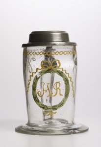 A CLEAR GLASS STEIN