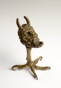 AN ITALIAN RENAISSANCE STYLE OIL LAMP, DEVIL'S HEAD ON A TALON