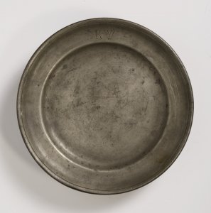 A GROUP OF FOUR PEWTER PLATES