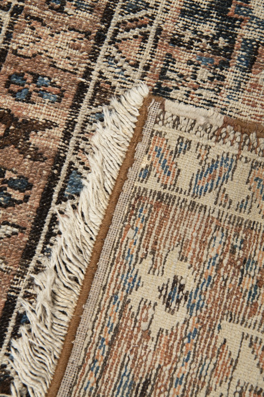 ARDABIL RUG