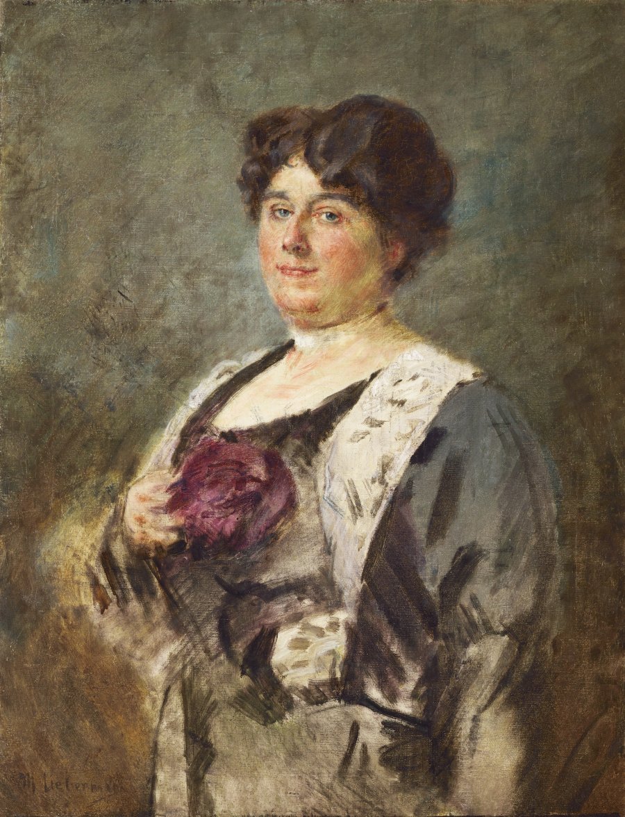 PORTRAIT OF A LADY