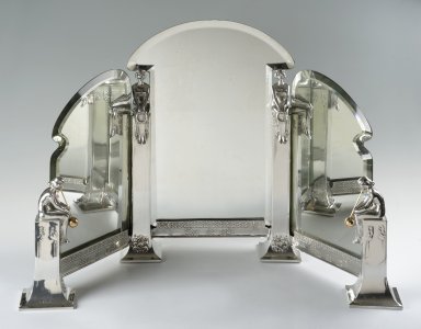 A THREE-PIECE MIRROR