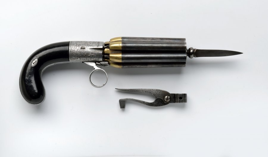 FLINTLOCK PISTOL - PEPPERBOX