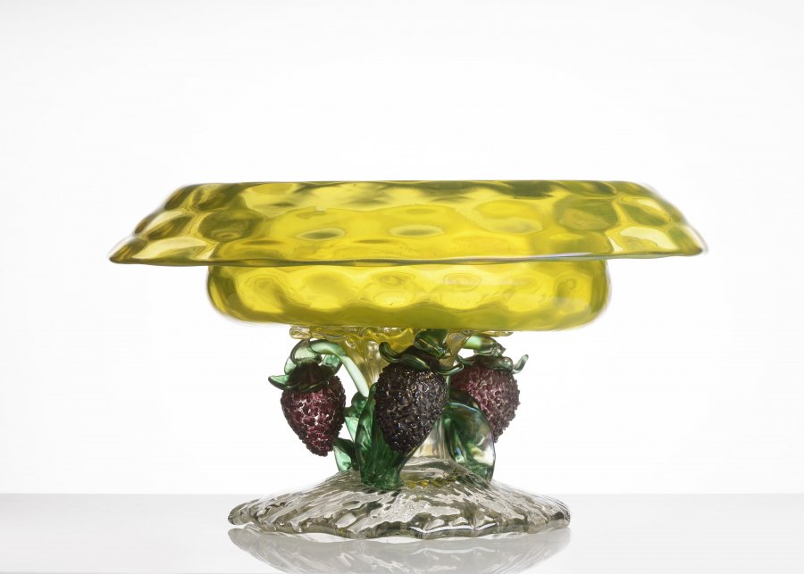 A Lötz Cake Stand