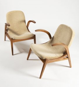 TWO DESIGN ARMCHAIRS ÚLUV