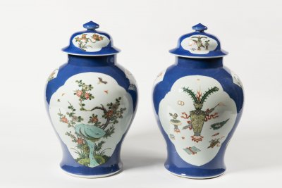 TWO CHINESE VASES