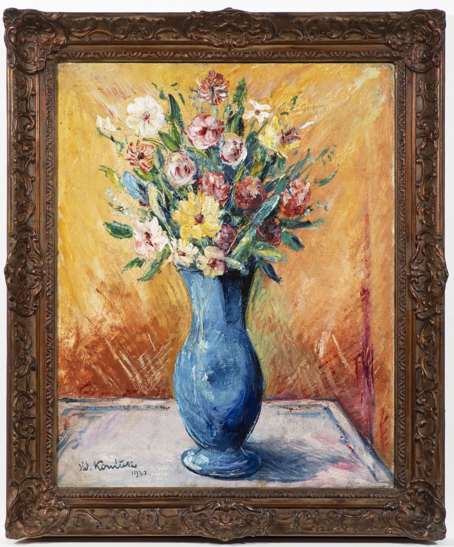 BOUQUET IN A VASE