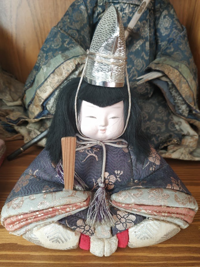 JAPANESE ANTIQUE DOLLS - EMPEROR FAMILY