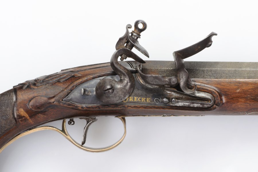 PAIR OF FRENCH FLINTLOCK PISTOLS